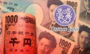 The Japanese central bank kept its loose monetary policy unchanged, causing the yen to drop by 0.4%