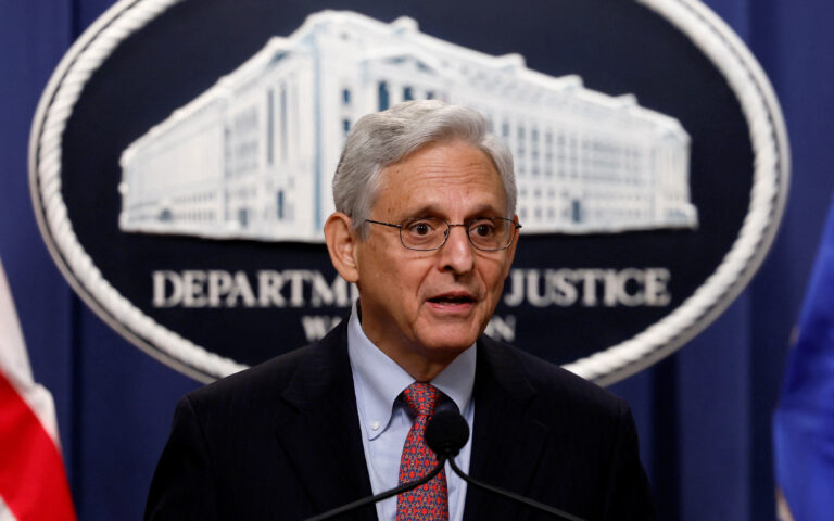 U.S. Attorney General Merrick Garland announced that Binance and its CEO Changpeng Zhao have accepted criminal charges related to money laundering and violations of U.S. sanctions, agreeing to pay a penalty exceeding 4 billion dollars